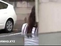 家の外で犯された日本人の妻が夫の中にいる