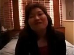 毛深い日本人のBBWの吸血鬼とファック