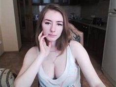 【ライブチャット】超巨乳な外人美人がライブチャットでぱいぱい見せwww｜イクイクXVIDEOS日本人無料エロ動画まとめ