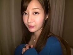 デリヘルの綺麗なお姉様とホテルで中だしセックス