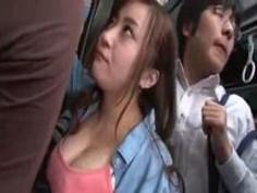 満員電車で巨乳を押し付けてくる痴女と公衆便所でナマSEX