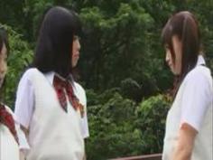 邪悪な敵達に拘束されてしまった美少女戦士達がオマンコ犯される