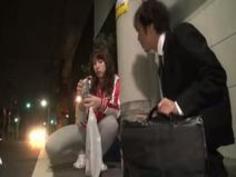 酔っ払いを介抱したら超絶淫乱ムチムチ娘だったので夜通しパコｗ