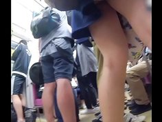 パンチラ 盗撮 ※続きを見たい方は私のアカウントをチェック※