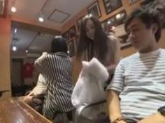 巨乳 手コキ 痴女 ベロチュー モデル