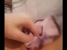 削除された動画が流出!?スマホで撮影された小学生の天然パイパンまんこ!!