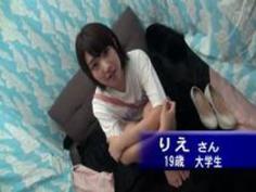 経験人数が少ないウブな美少女に草食男子が暴走中出し連射