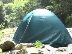 こんな密室（テント）に１人でいたら危ないよ！？蓑茂華世