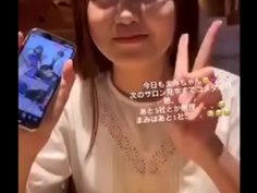 盗撮動画の黒い制服の子