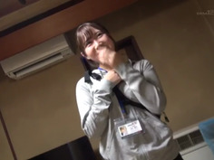 107SHYN-138 SOD女子社員 野球拳 ロケの手伝いをする女子社員に突撃！ グッズ事業部 河江桃華