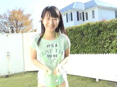 縄跳びで美乳を揺らす黒髪美女、運動の後はベッドの上で…