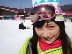 ゲレンデでナンパした素人娘にコスプレさせて顔射パコ