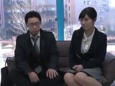 入社２年目、製薬会社で働くマジメＯＬが…童貞君の願いを聞いて筆おろしパコ