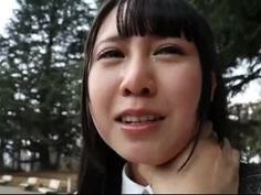 首絞めプレイで涙を流すほど喜ぶドＭな美少女を調教ハメ撮り