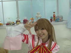 【最強属性】可愛い女の子のコスプレ三変化、ブラをめくって乳首を覗かれ恥じらう表情さえエロく感じる