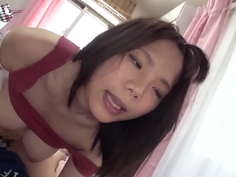 ロ◯顔巨乳チャンGET　田舎の女子は無防備でお人好しで押しに弱い説、検証しに港町まで行きました。　タンクトップにショーパンという無防備な恰好。しかも巨乳だから谷間丸見え、胸チラし放題…！！　Full→https://bit.ly/3eyN8gM