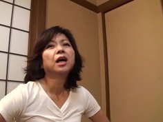 田舎の明るい農村熟女 三和久子 1