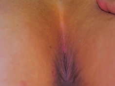 アナルひくひくさせました