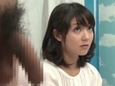 デカマラへの興味を隠せない清楚ビッチな素人ＯＬのパイパン膣に強制中出し！