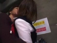 「ちょっと待って中はダメぇ！」人気の無い地下駐車場で爆乳ＪＫを中出しレイプ！