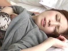 「もっとして…」男優のデカマラで激しく突かれイキまくる美女ｗ