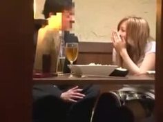 呑むとすぐエッチしたくなるタイプ！？誰も見てないと思ってその場でパコり始める尻軽娘ｗｗｗ