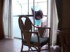 おっきくなってるのに気付き誘惑♪『私に興奮したの？』勃起ちんぽの相手までしてくれる人妻に...