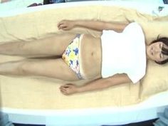 健康的な日焼けボディ！彼氏と海水浴デート中の１９歳アパレル店員を性感マッサージで寝取っ...