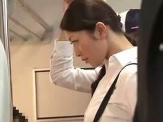 スタイル抜群の美人教師が満員電車で痴漢され中出しされる悲劇