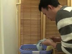 美人な義母の誘惑に負けてチンポを差し出しフェラ抜き口内射精