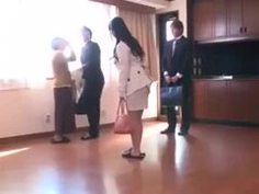 「見て…☆」わざとカーテンを開けて近所の男にオナニー見せつける人妻！