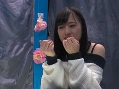 彼氏の１０００倍凄い！美少女ＪＤは最近マンネリ気味！？初体験マシンバイブでエビ反り絶頂...