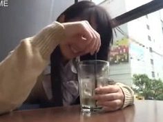 ミニスカ制服ビッチＪＫを車内に連れ込んで濃厚フェラ抜き