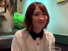 ガチ美白Gカップのランジェリーショップ美女はマジでエロい説！？バッセンデートでバットの使い方を確認して確信！！ラブホ直行で肉バット使いをチェック！！驚きの吸引力で暴発寸前の天国へのカウントダウンフェラを実演で無事に下着屋の美女エロい説…立証！！/拝啓、美人店員さま/八通目 みう/22歳/下着店の美人店員はオチ○コに飢えたフェラ狼…！？