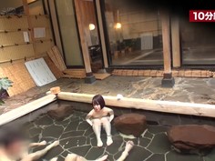 OKYH-059 みれい（20）推定Eカップ 箱根温泉郷で見つけた専門学生 タオル一枚 男湯入ってみませんか？