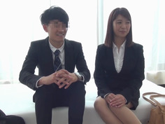 一般男女モニタリングAV 1発10万円！奇跡の連続射精プロジェクト始動！心優しい巨乳の女先輩が社会人になってもいまだ童貞の新卒社員に生挿入でSEX指導！性欲溢れる童貞チ○ポを勤務中に腰振り騎乗位で完全筆おろし！2 一度の射精では収まらない！終わらない連続中出し！！