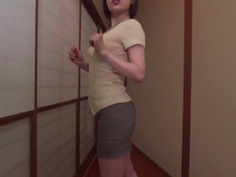 同窓会の宴会場の隣の部屋で初恋のクラスメイトとSEXできた記録 早川瑞希