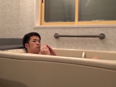 両親が新婚旅行中に巨乳で可愛い義理の妹と理性も忘れ夢中で求め合った淡い青春の思い出。 田中ねね