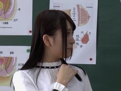 SVDVD-738 羞恥 新任女教師が学習教材にされる男子校の性教育 生徒の目の前で無遠慮な指が膣に挿入される！プライドは崩壊するが、子宮の奥から愛液があふるれ出る