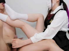 「まだイッちゃダメ」「美味しいでしょ？」ドS女子校生が蒸れた靴下で手コキと足コキ(*'ω'*)【そうあい】