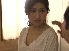 JUY-307 引っ越しのバイト先で出会った浮きブラ奥さん 橘美鈴